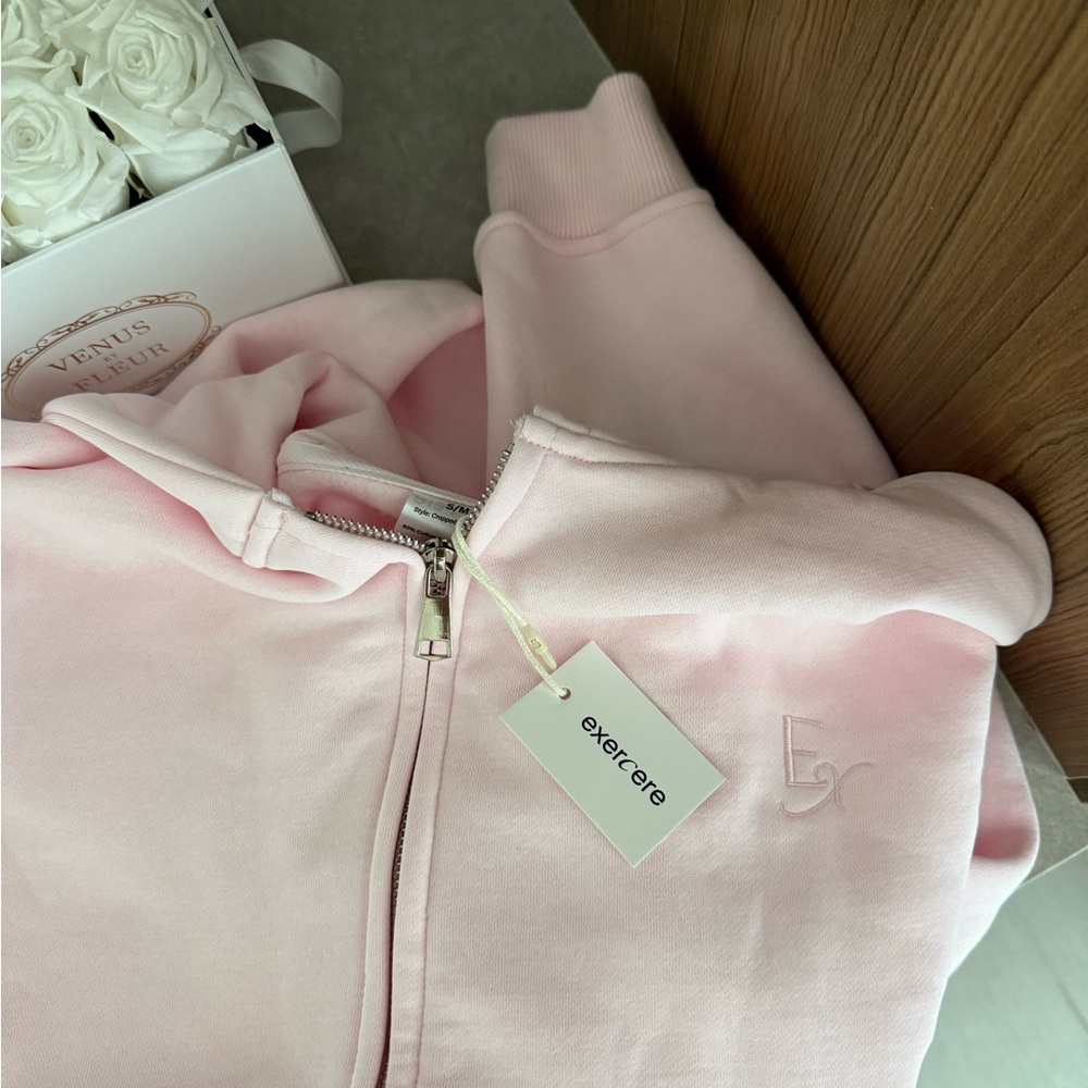 Exercere Pink Cropped Zip Hoodie NWT